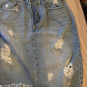 Zara distressed jean skirt